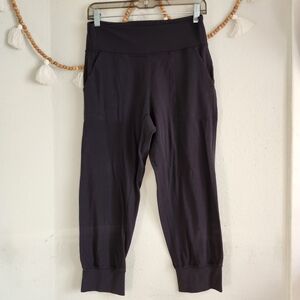 Lululemon Black Cropped Jogger Pants